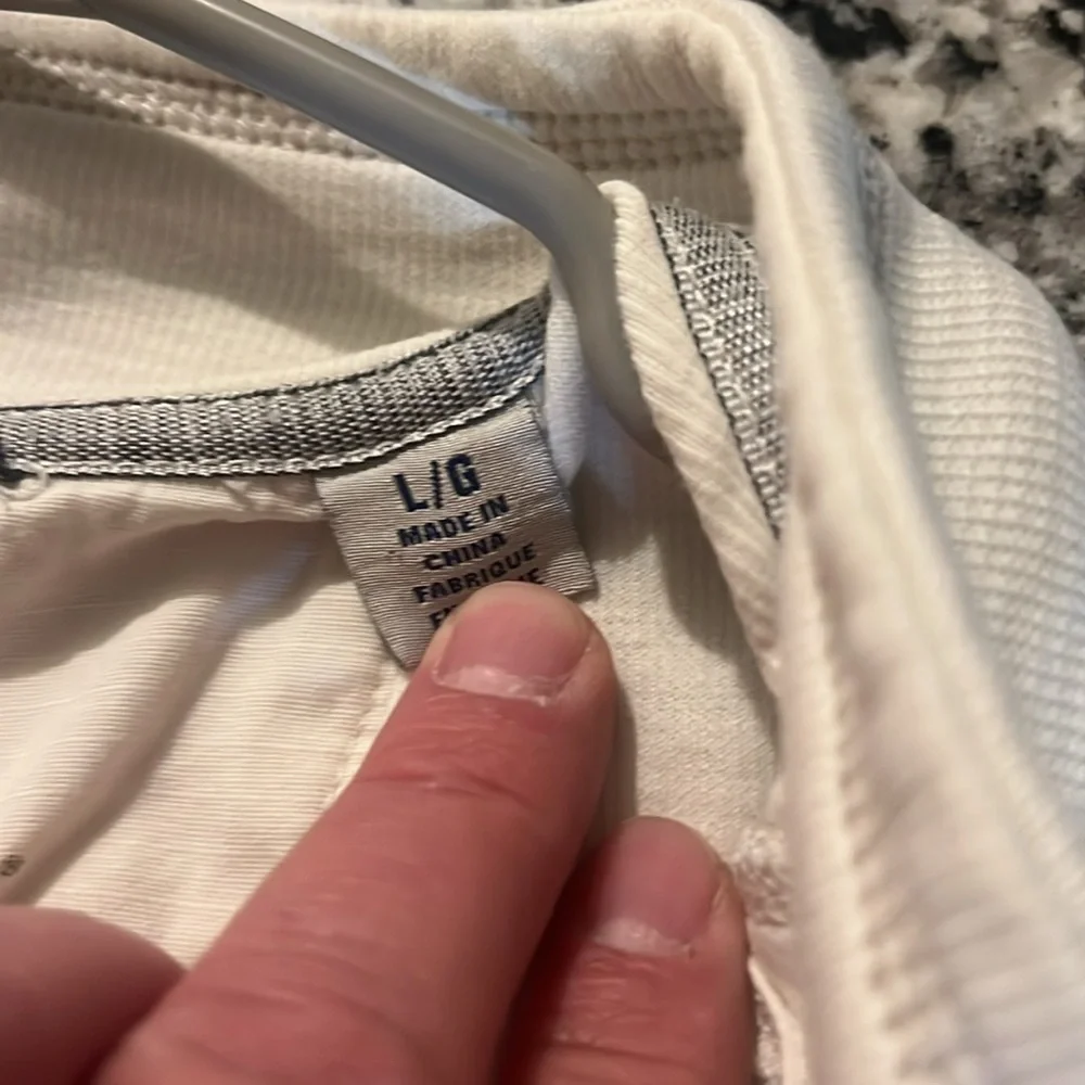 Cotton White Tommy Bahama quarter zip fleece great condition. - Picture 2 of 3